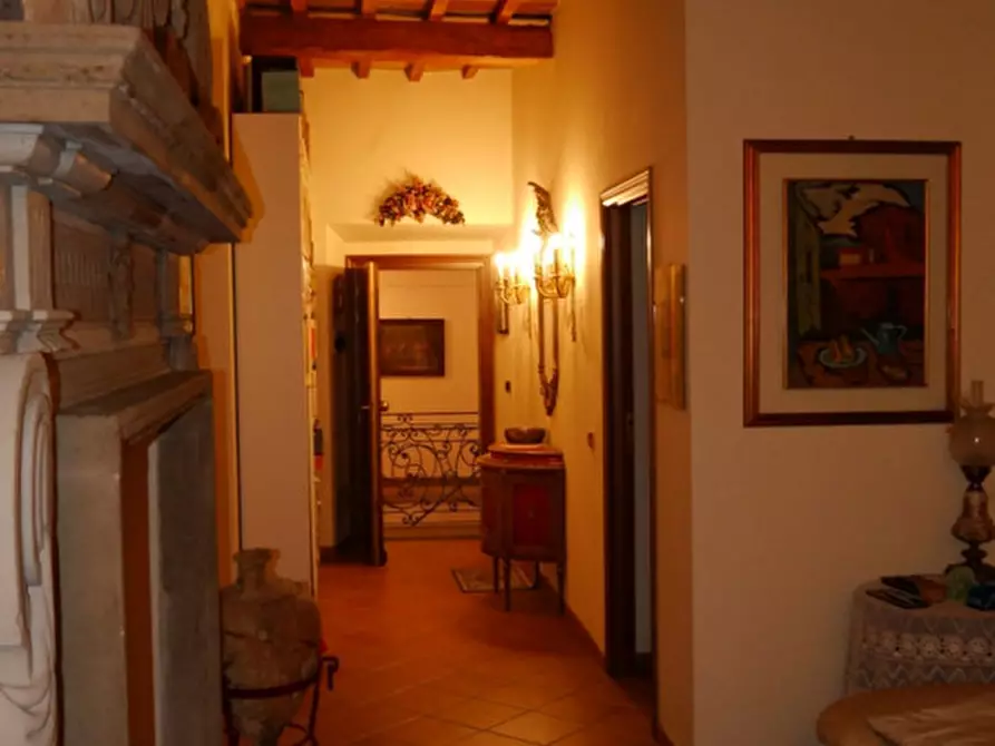 Immagine 29 di Appartamento in vendita  a Sassoferrato