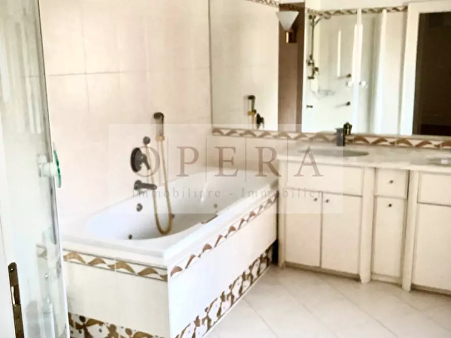 Immagine 4 di Attico in affitto  in via Guncina a Bolzano