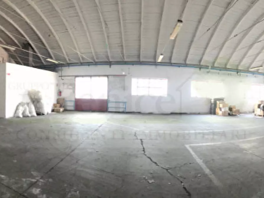 Immagine 5 di Capannone industriale in vendita  in Piubega a Piubega