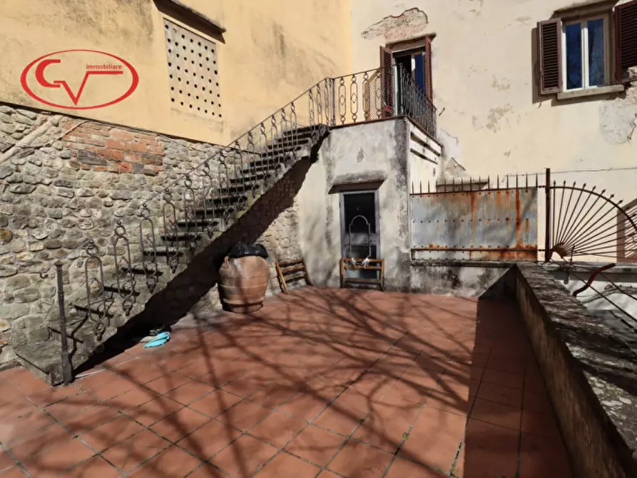 Immagine 13 di Appartamento in vendita  in via trento a Montevarchi