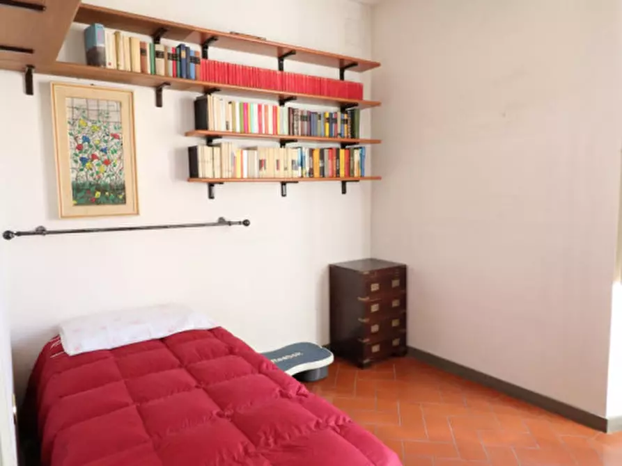 Immagine 22 di Appartamento in vendita  in via trento a Montevarchi