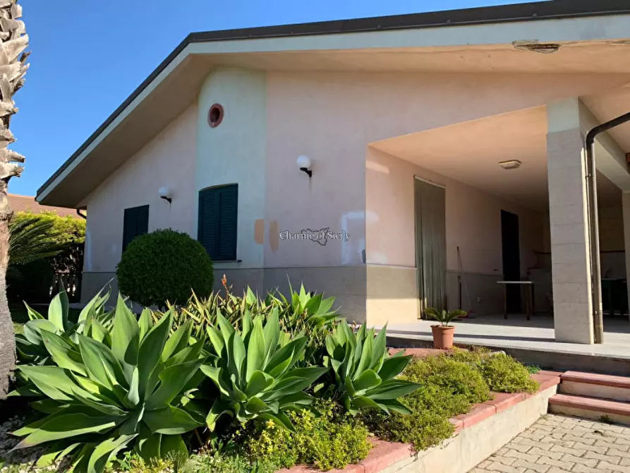 Immagine 1 di Casa indipendente in vendita  in Via paradiso a Ispica