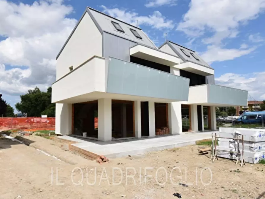 Immagine 2 di Casa bifamiliare in vendita  a Cesena