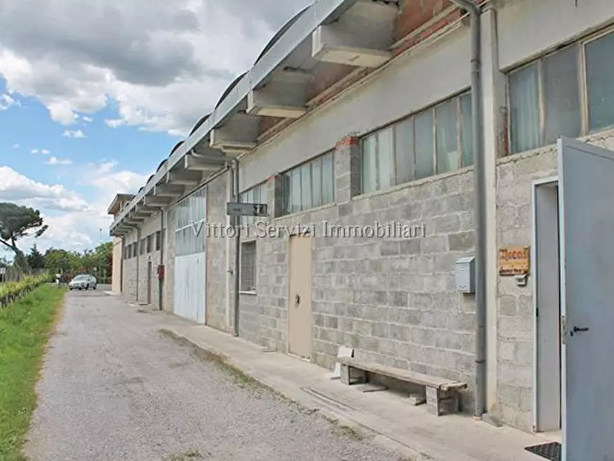 Immagine 1 di Capannone industriale in vendita  in via traversa valdichiana est a Torrita Di Siena