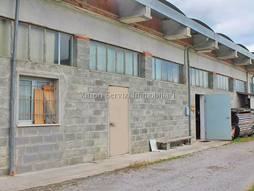 Immagine 2 di Capannone industriale in vendita  in via traversa valdichiana est a Torrita Di Siena