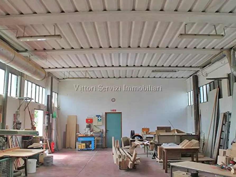 Immagine 4 di Capannone industriale in vendita  in via traversa valdichiana est a Torrita Di Siena