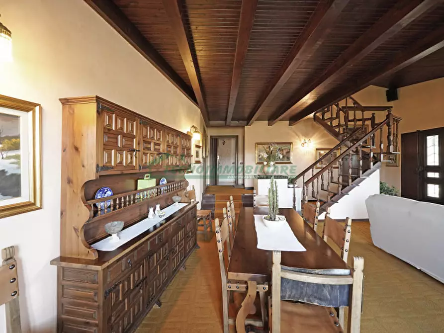 Immagine 6 di Villa in vendita  a Gavardo