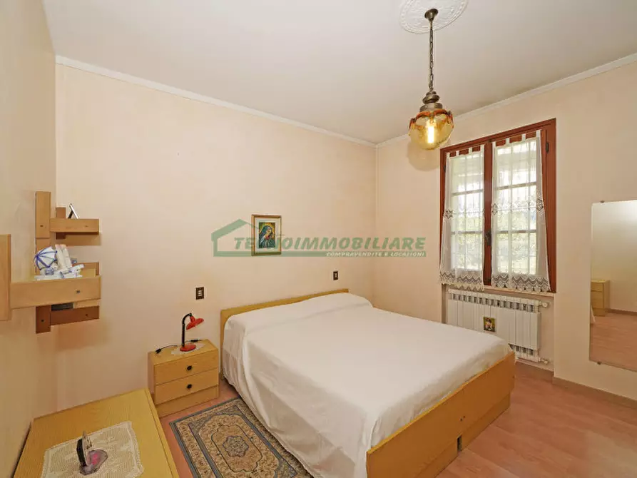 Immagine 16 di Villa in vendita  a Gavardo