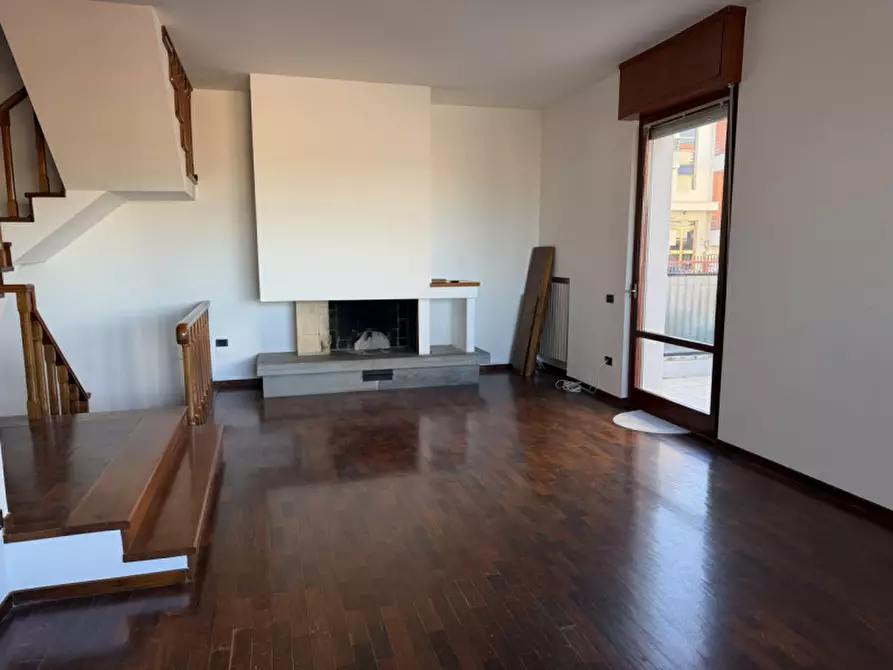 Immagine 1 di Villa in vendita  in Via Monte San Vicino a Ancona