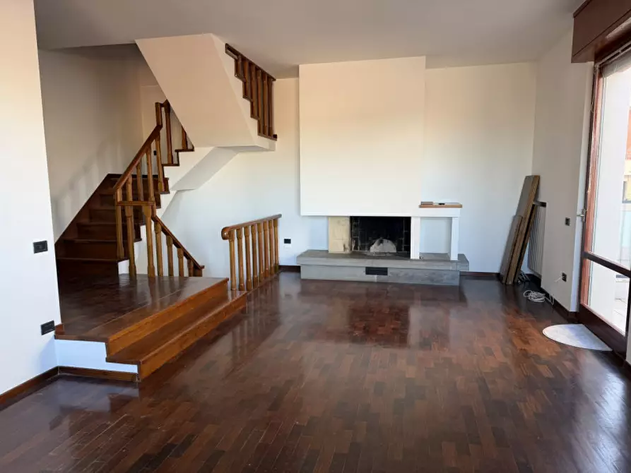 Immagine 4 di Villa in vendita  in Via Monte San Vicino a Ancona