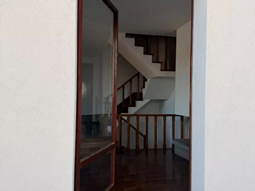 Immagine 14 di Villa in vendita  in Via Monte San Vicino a Ancona