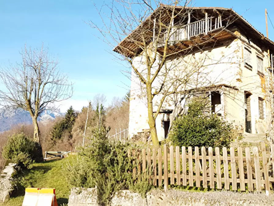 Immagine 1 di Casa indipendente in vendita  in Contrada Sberar a Recoaro Terme