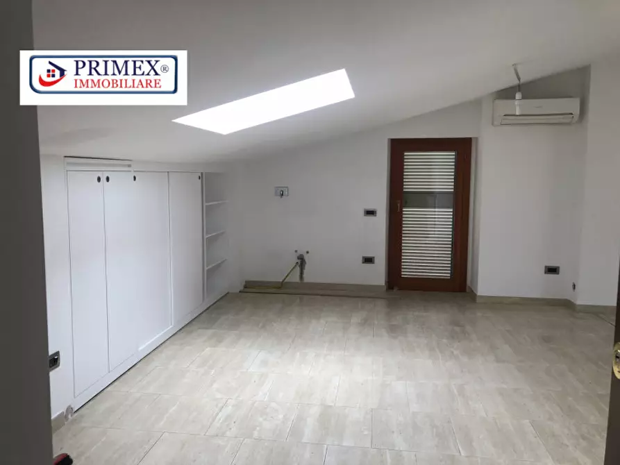 Immagine 2 di Loft/Open space in vendita  in Via leonardo bistolfi a Roma