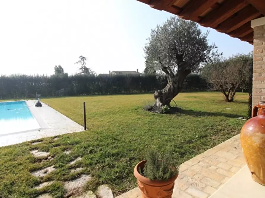 Immagine 1 di Villa in vendita  in via Pelosa a Veggiano