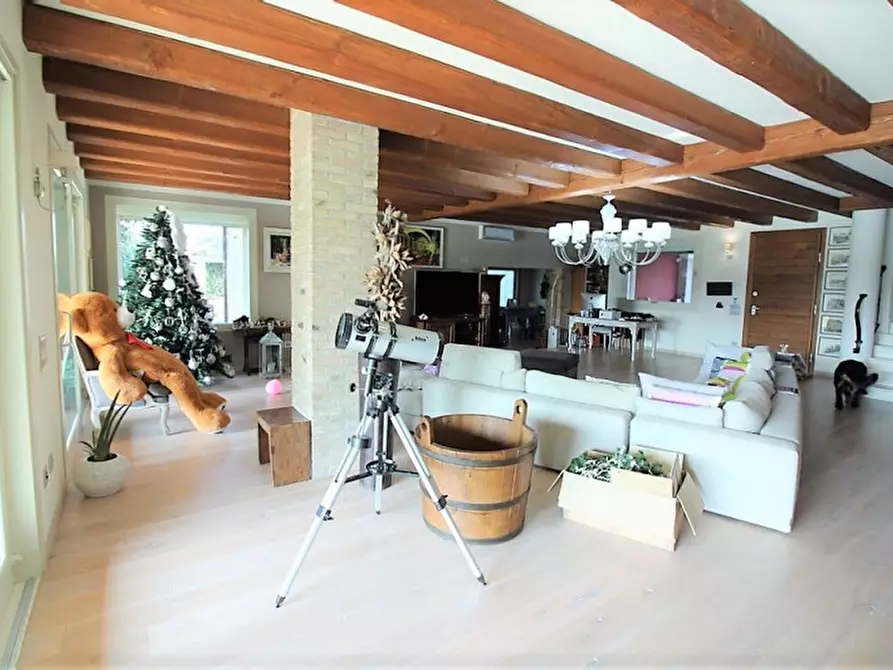 Immagine 8 di Villa in vendita  in via Pelosa a Veggiano