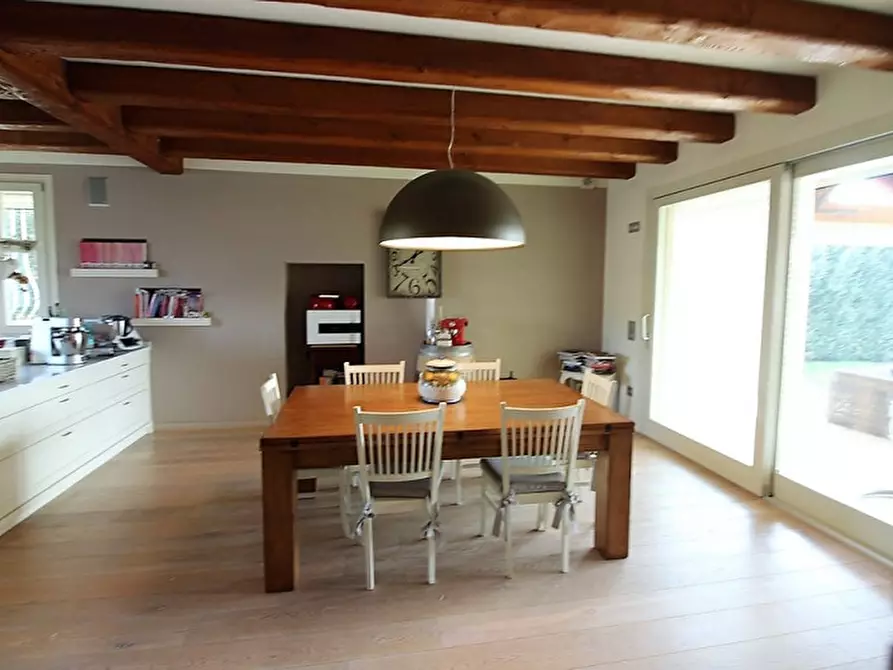Immagine 11 di Villa in vendita  in via Pelosa a Veggiano