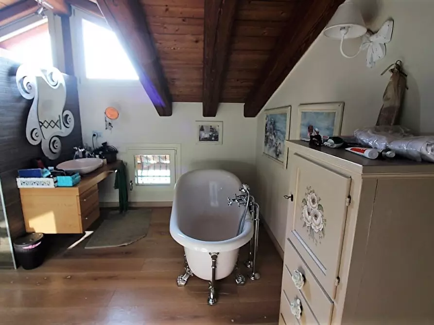 Immagine 36 di Villa in vendita  in via Pelosa a Veggiano