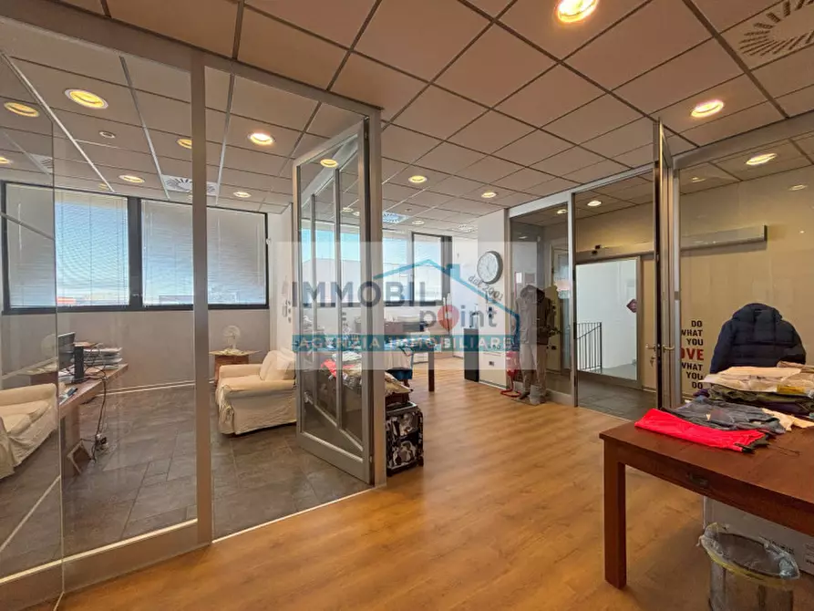 Immagine 1 di Ufficio in vendita  in piazza dell'artigianato a Abano Terme