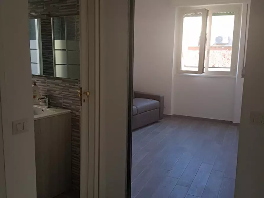 Immagine 6 di Appartamento in affitto  in via di torrevecchia a Roma