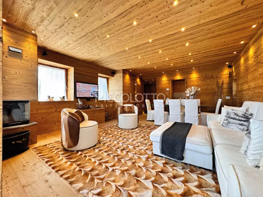 Immagine 2 di Appartamento in vendita  in località Majon a Cortina D'ampezzo