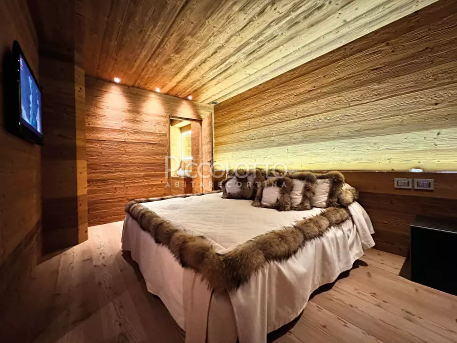 Immagine 11 di Appartamento in vendita  in località Majon a Cortina D'ampezzo