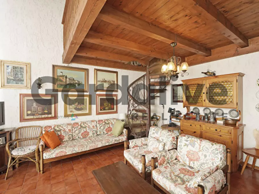 Immagine 10 di Appartamento in vendita  in Viale Catullo a Manerba Del Garda