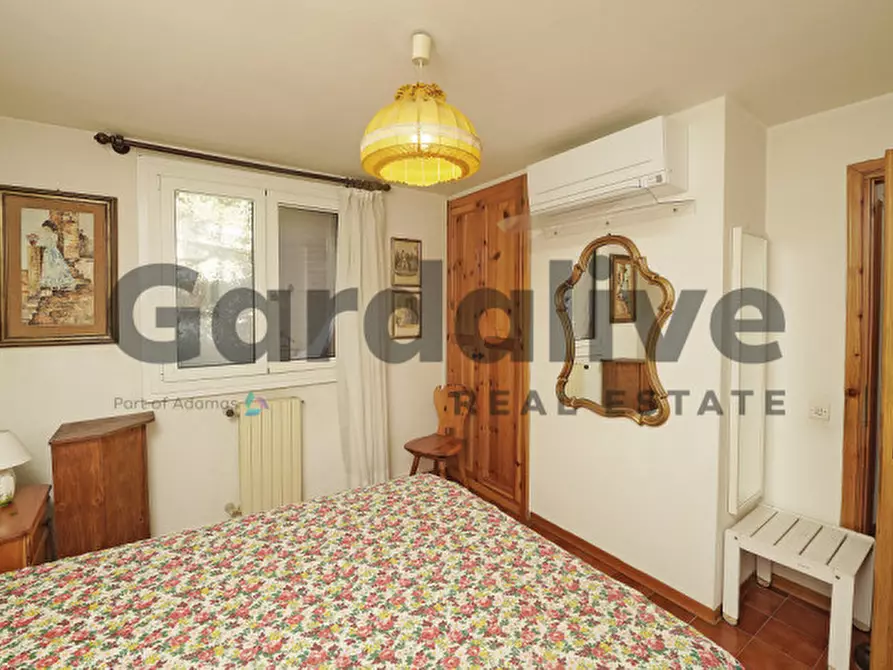 Immagine 17 di Appartamento in vendita  in Viale Catullo a Manerba Del Garda