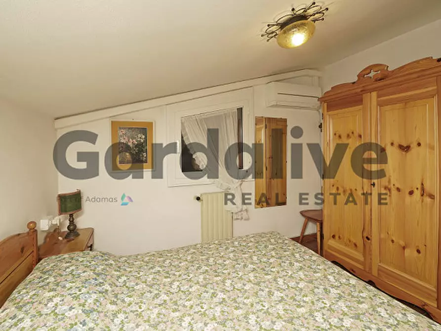 Immagine 25 di Appartamento in vendita  in Viale Catullo a Manerba Del Garda