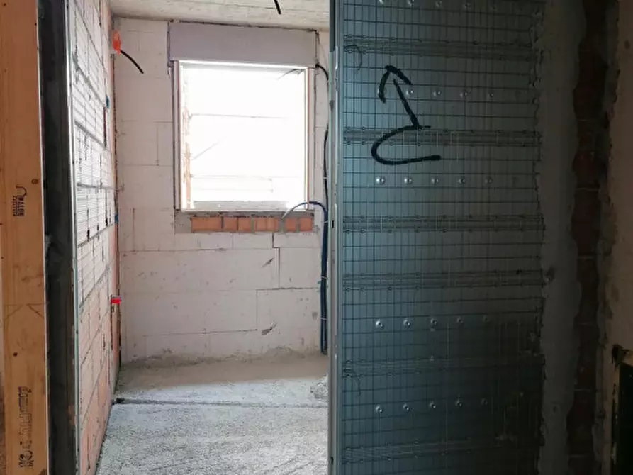 Immagine 10 di Attico in vendita  a Fosso'