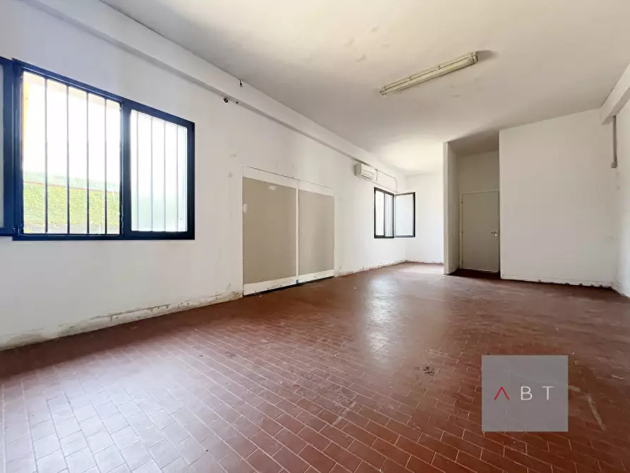 Immagine 6 di Negozio in affitto  a San Giorgio Delle Pertiche
