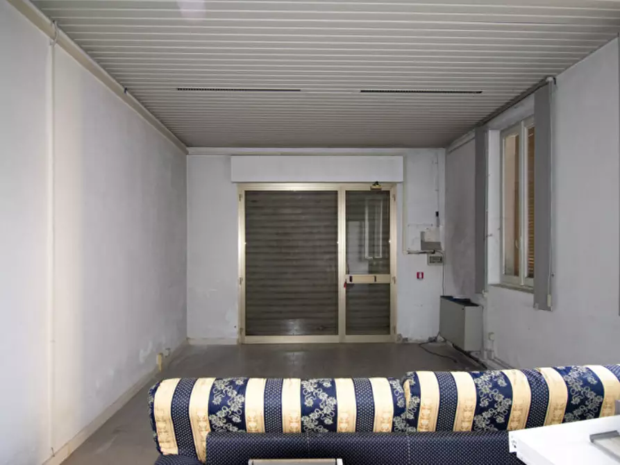 Immagine 5 di Laboratorio in affitto  in Via Emilia Ovest a Parma