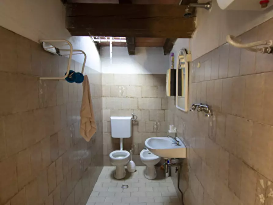 Immagine 9 di Laboratorio in affitto  in Via Emilia Ovest a Parma