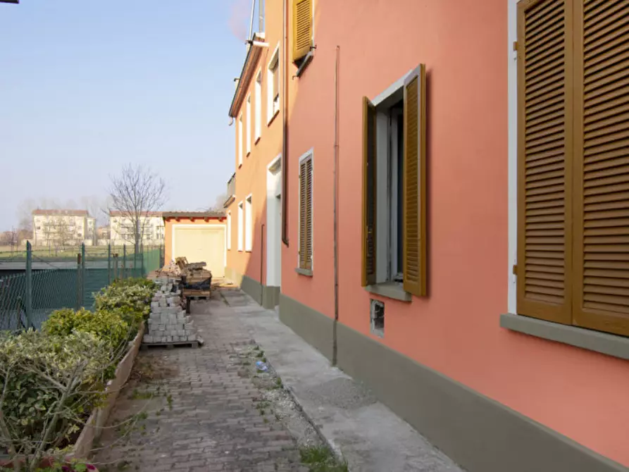 Immagine 12 di Laboratorio in affitto  in Via Emilia Ovest a Parma