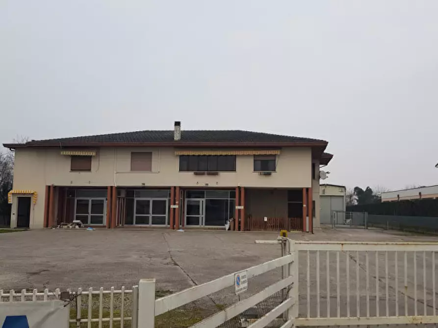 Immagine 2 di Capannone industriale in vendita  in via maggiore 34 a Ospedaletto Euganeo