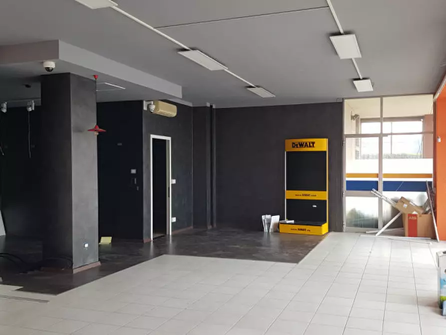 Immagine 5 di Capannone industriale in vendita  in via maggiore 34 a Ospedaletto Euganeo