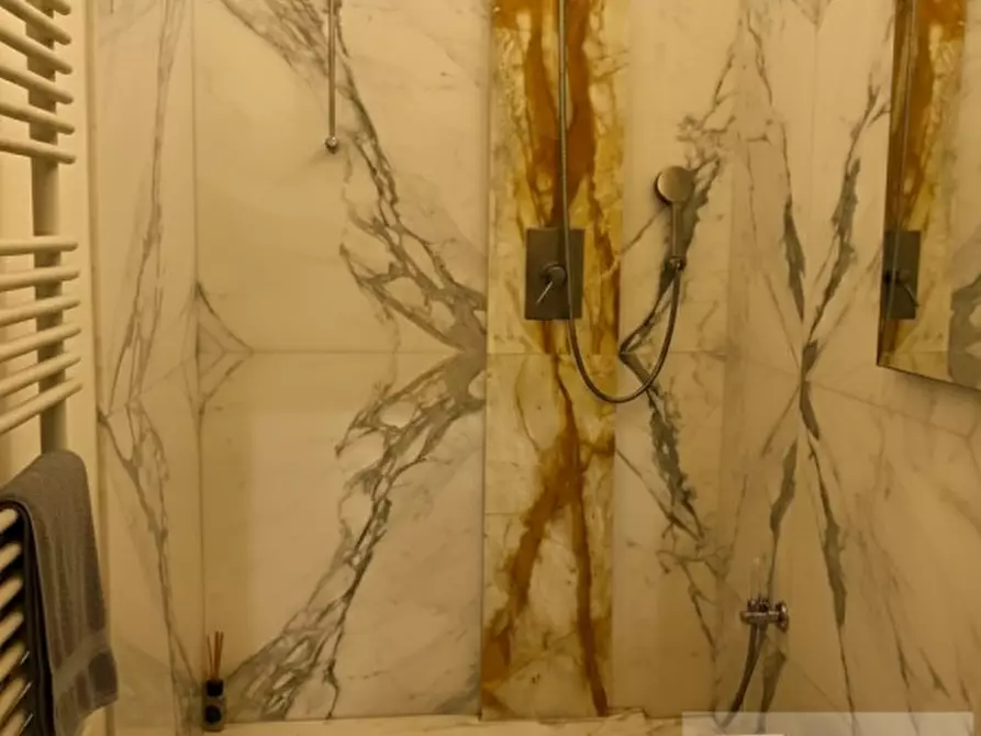 Immagine 5 di Appartamento in vendita  in Prato della Valle a Padova