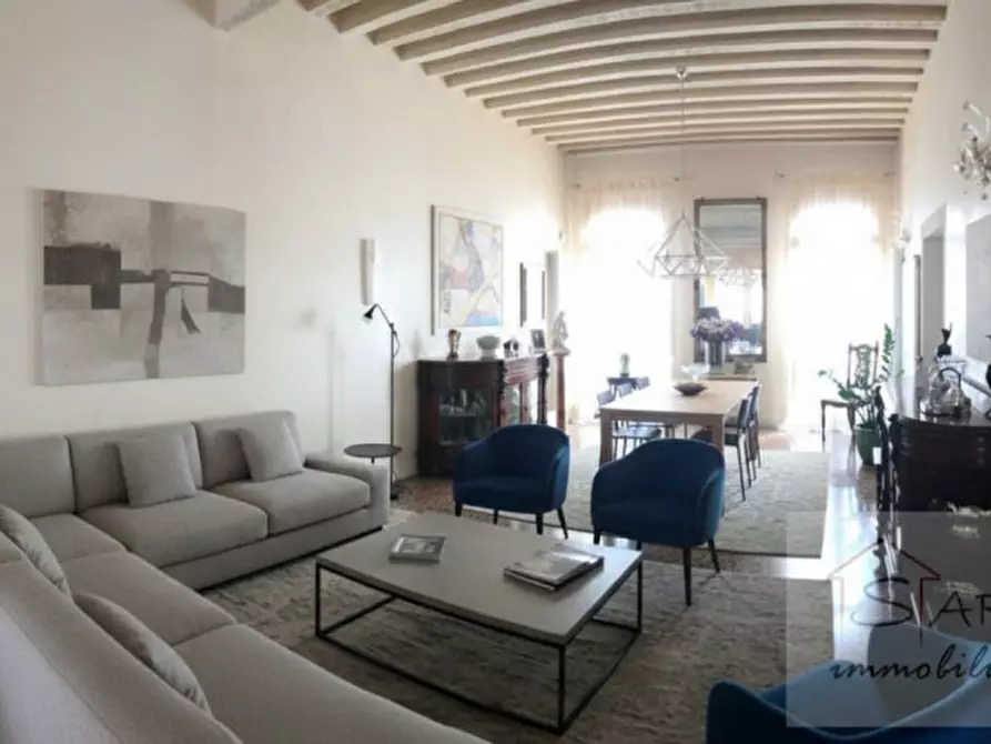 Immagine 9 di Appartamento in vendita  in Prato della Valle a Padova