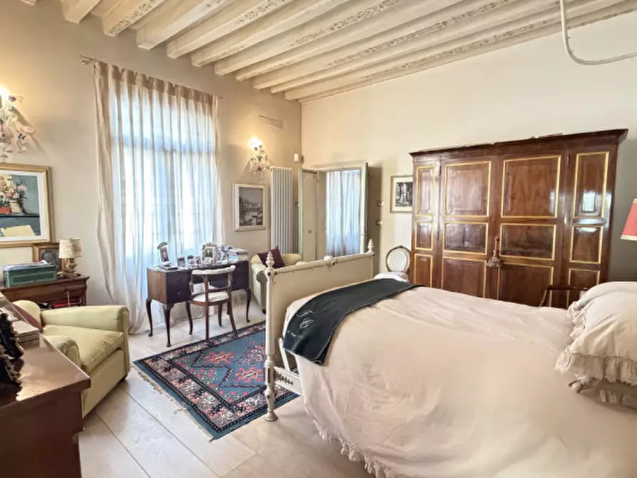 Immagine 23 di Appartamento in vendita  in Prato della Valle a Padova