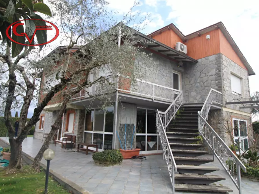 Immagine 3 di Villa in vendita  in via gori a Cavriglia