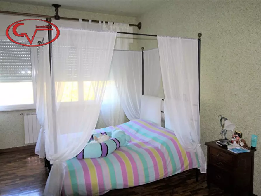 Immagine 8 di Villa in vendita  in via gori a Cavriglia