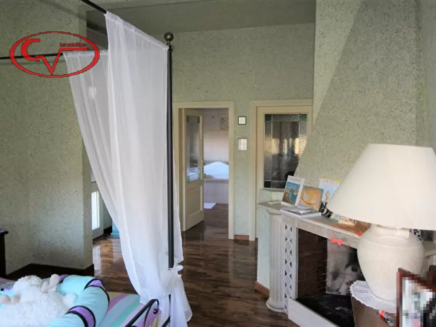 Immagine 12 di Villa in vendita  in via gori a Cavriglia