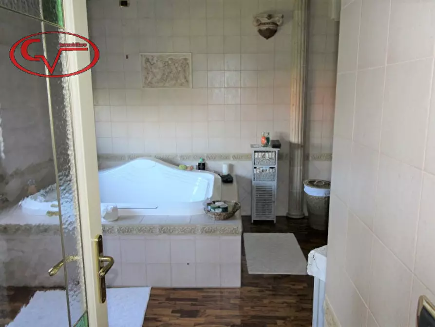 Immagine 14 di Villa in vendita  in via gori a Cavriglia