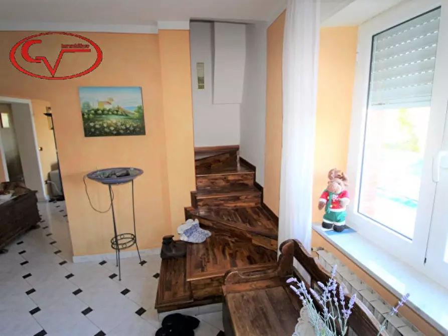 Immagine 28 di Villa in vendita  in via gori a Cavriglia