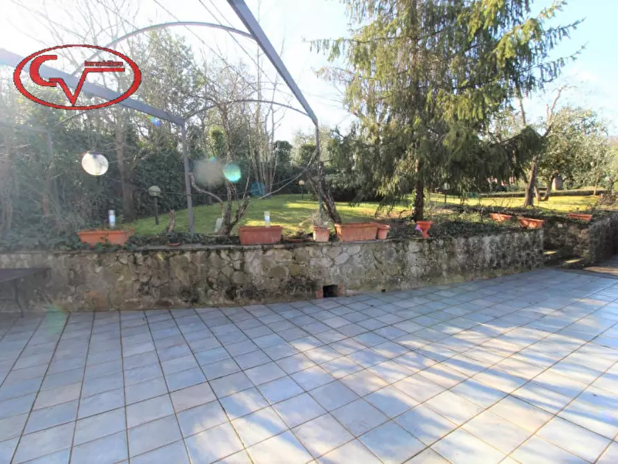 Immagine 36 di Villa in vendita  in via gori a Cavriglia