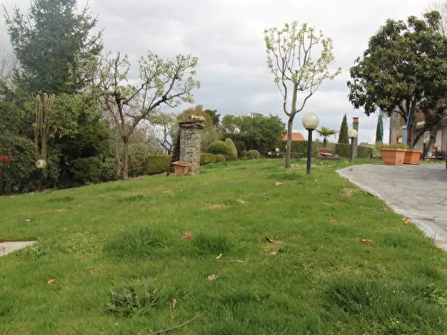 Immagine 41 di Villa in vendita  in via gori a Cavriglia