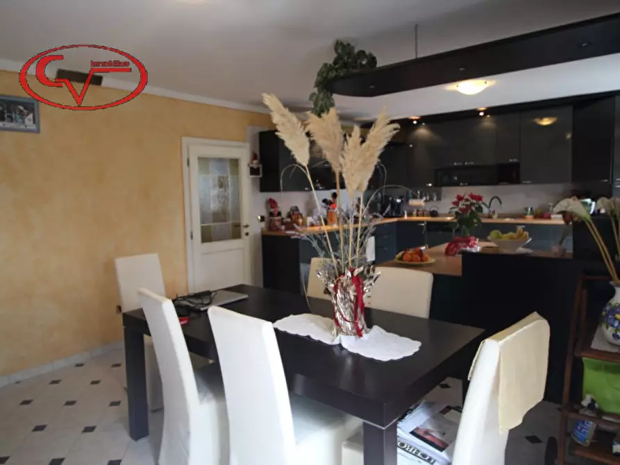 Immagine 54 di Villa in vendita  in via gori a Cavriglia