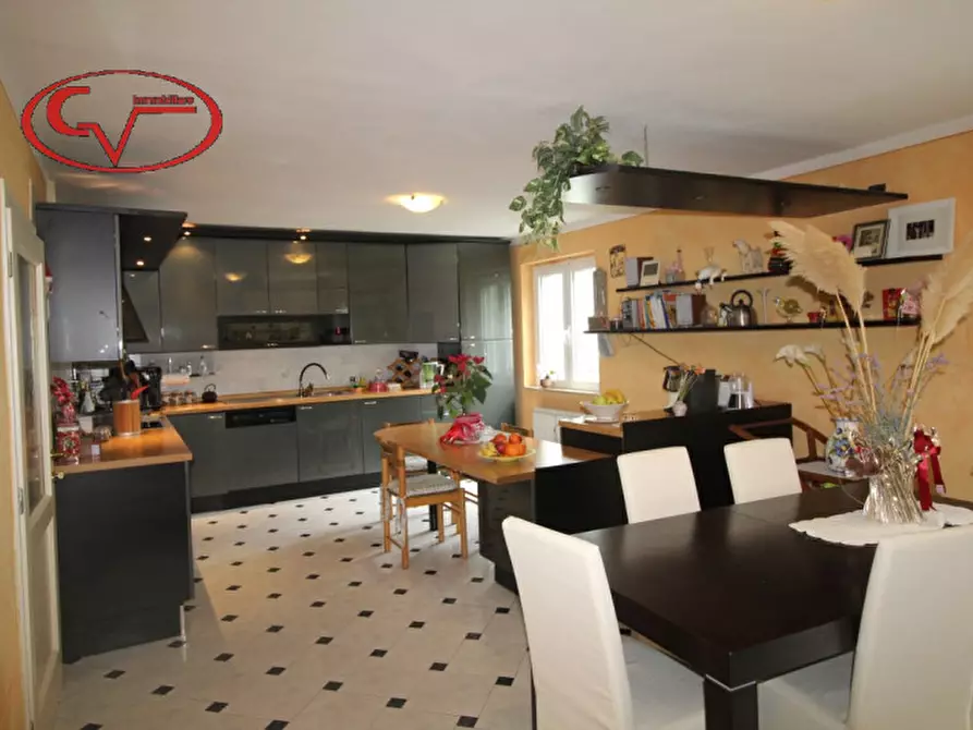 Immagine 56 di Villa in vendita  in via gori a Cavriglia