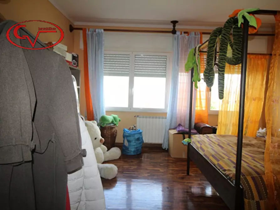 Immagine 69 di Villa in vendita  in via gori a Cavriglia