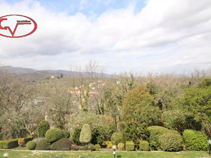 Immagine 70 di Villa in vendita  in via gori a Cavriglia