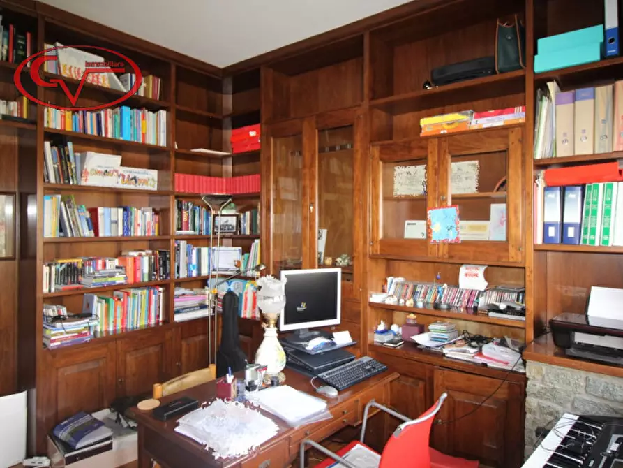 Immagine 73 di Villa in vendita  in via gori a Cavriglia